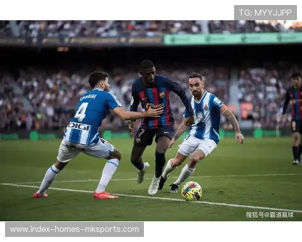 巴萨前场多点渗透表现极佳——解码这支球队的进攻新方法