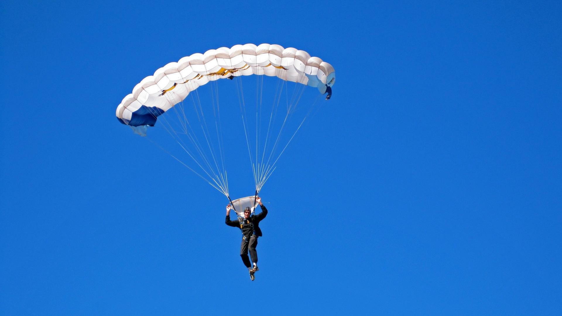 女子篮球国家队入选名单公布，国家女子蓝球队